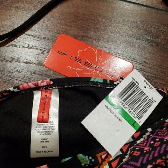 NWT Gossip Flower Low Rise Hipster Bikini swim - Picture 2 of 6